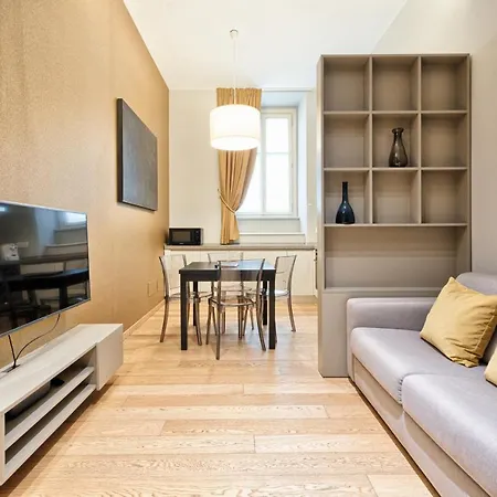 Palazzo Del Carretto-art Apartments&guesthouse Torino