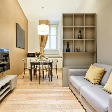 Palazzo Del Carretto-art Apartments&guesthouse