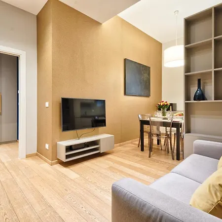 Palazzo Del Carretto-art Apartments&guesthouse