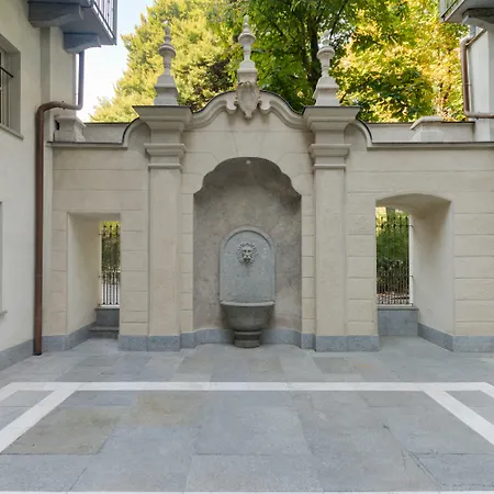 Palazzo Del Carretto-art And * Turin