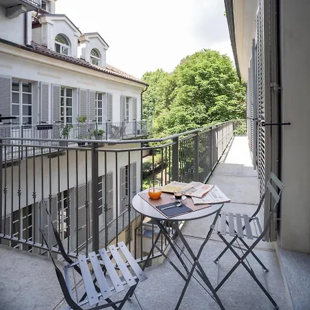Palazzo Del Carretto-art Apartments&guesthouse * Torino