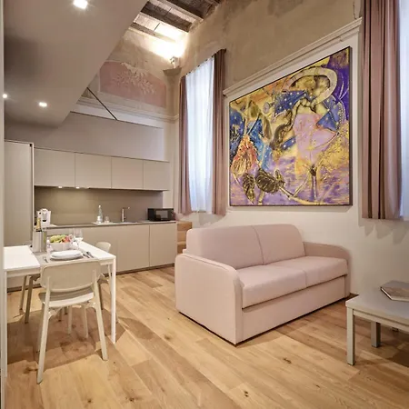 Palazzo Del Carretto-art Apartments&guesthouse