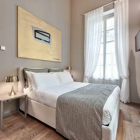 Palazzo Del Carretto-art And *