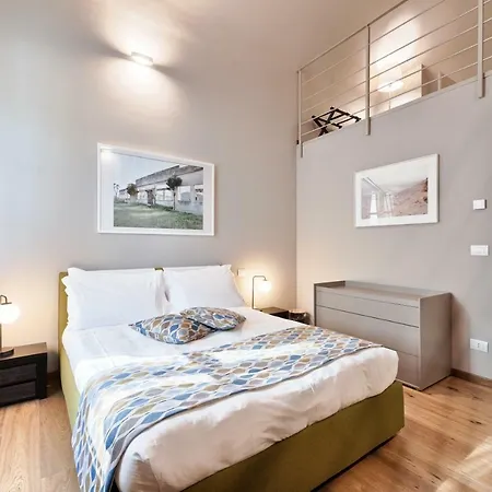Palazzo Del Carretto-art Apartments&guesthouse * Torino