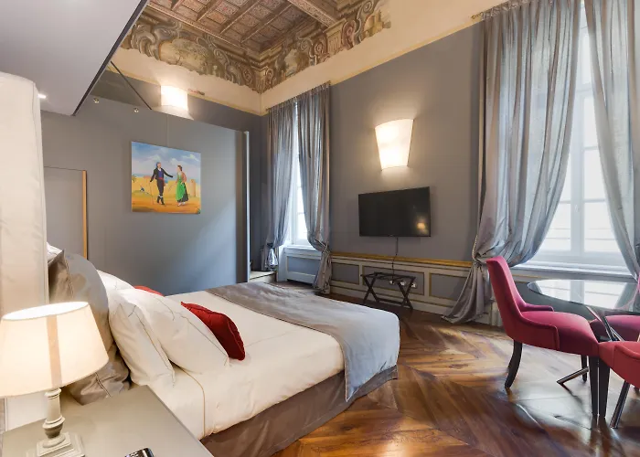 Appartamento Palazzo Del Carretto-art Apartments&guesthouse *