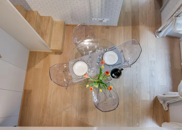 Palazzo Del Carretto-art Apartments&guesthouse Appartamento *