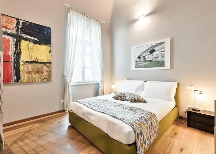 Palazzo Del Carretto-art Apartments&guesthouse * Torino